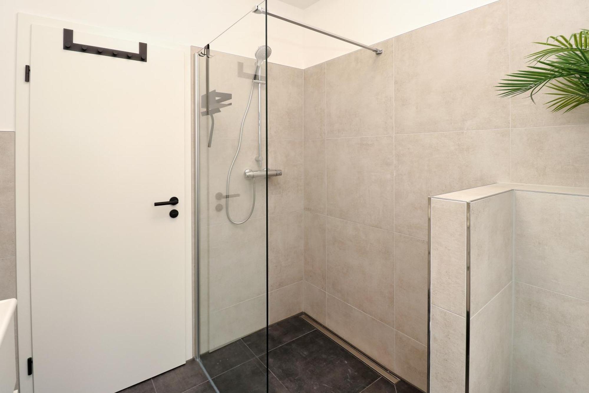 Lightplace - Moderne Apartments In Braunschweig - Balkon - Netflix - Am Kanal Dış mekan fotoğraf
